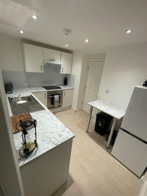 Lovely 1 Bedroom Apartment - Maida Vale لندن المظهر الخارجي الصورة